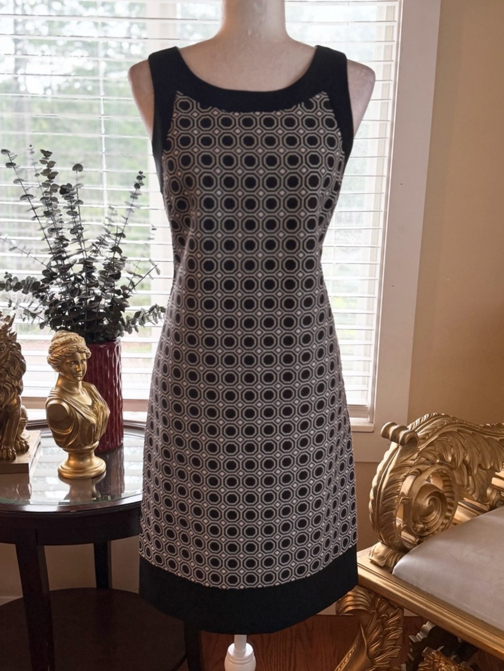 Black and White Geometric Sleeveless Midi Dress